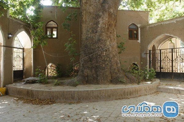 ابلاغ مراتب ثبت ملی 8 اثر طبیعی به استاندار اصفهان