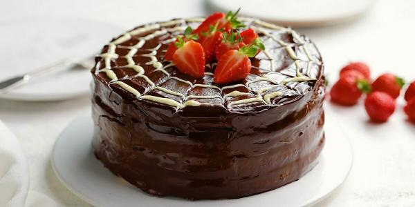 طرز تهیه کیک وگان شکلاتی بدون گلوتن